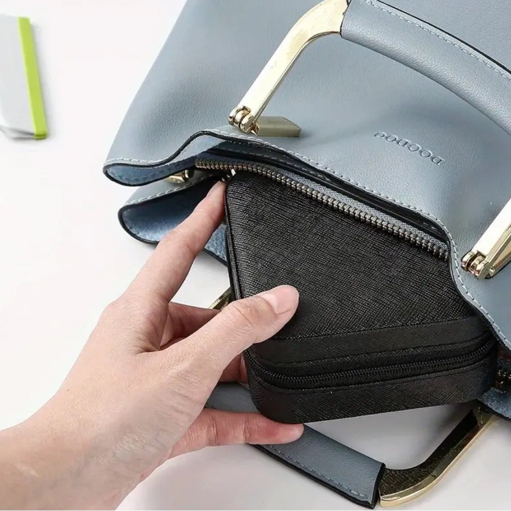 NEW| 1pc Black Jewelry Box Convenient Storage for Rings,Necklaces & Earrings - Picture 2 of 6